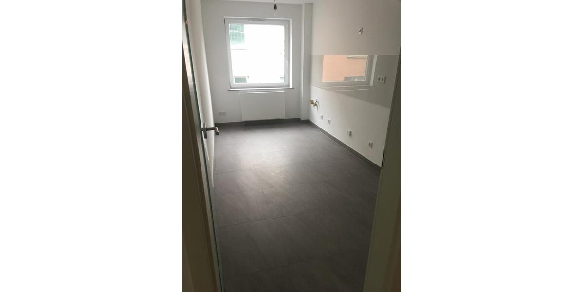 Etagenwohnung Wuppertal Gemarkung Elberfeld - 2 Zimmer, 65 m&sup2;, 685&euro; | Angebot:25725474