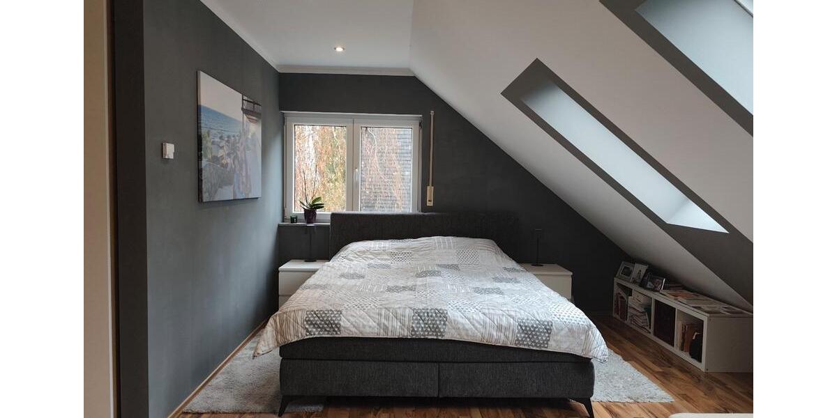 Reihenhaus Remscheid Lüttringhausen - 5 Zimmer, 157 m&sup2;, 2.100&euro; | Angebot:27614969