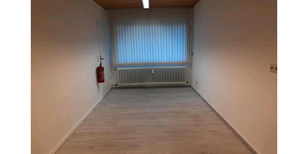Erdgeschoßwohnung Iserlohn Letmathe - 3 Zimmer, 90 m&sup2;, 950&euro; | Angebot:26485665