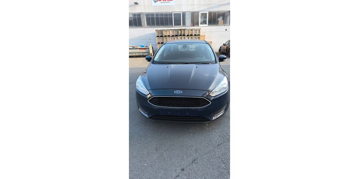 Ford Focus 180.400 km 4.290 &euro; Iserlohn 58638