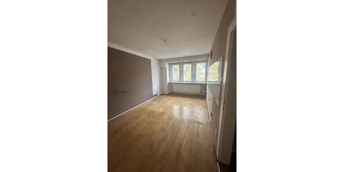 Etagenwohnung Wuppertal Gemarkung Langerfeld - 4 Zimmer, 107 m&sup2;, 250&euro; | Angebot:26545796