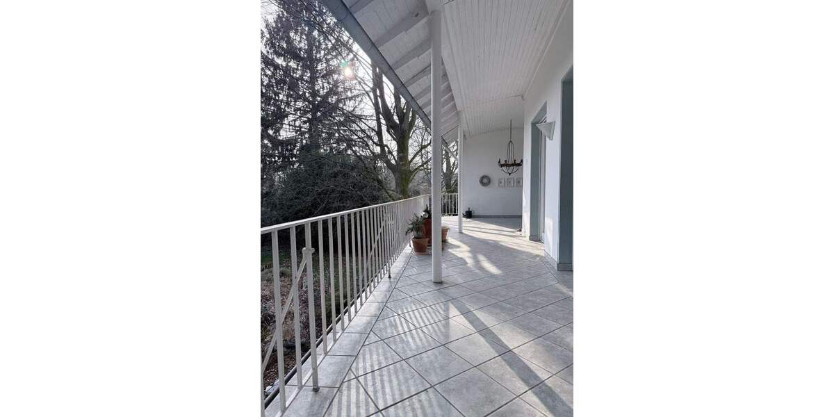 Terrassenwohnung Herne Horsthausen - 2 Zimmer, 130 m&sup2;, 1.300&euro; | Angebot:25746820