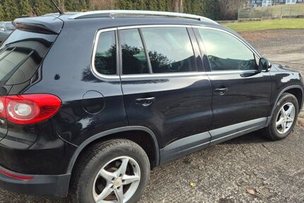 VW Tiguan 249.999 km 3.999 &euro; Herne 44628
