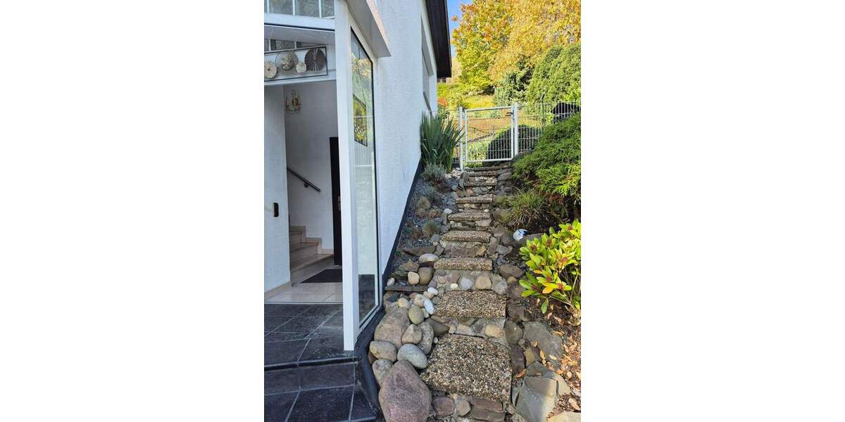 Mehrfamilienhaus, Wohnhaus Lüdenscheid Dickenberg - 6 Zimmer, 182 m&sup2;, 270.000&euro; | Angebot:25660601