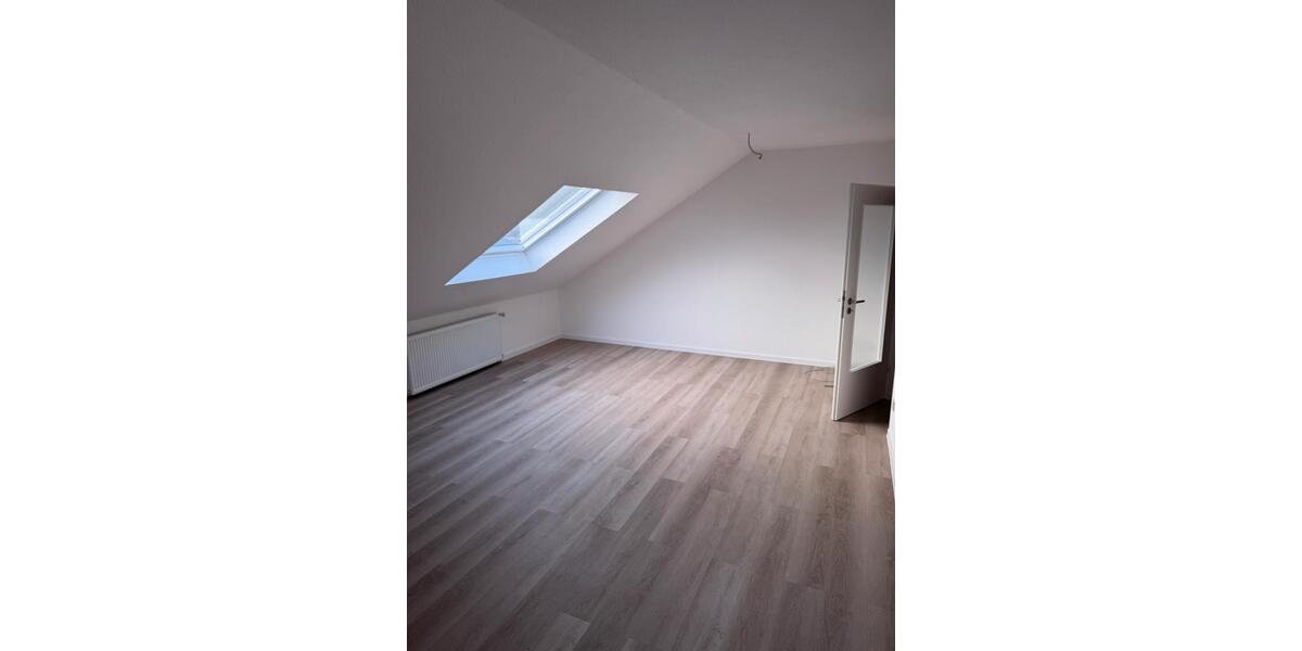 Dachgeschoßwohnung Gevelsberg - 2 Zimmer, 52 m&sup2;, 620&euro; | Angebot:26621331