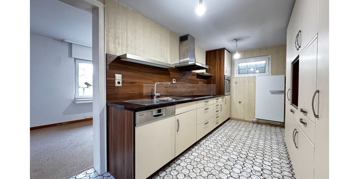 Altbau mit Charme, großzügigem Raumgefühl und vielseitigen Nutzungsmöglichkeiten in Do-Berghofen - Mehrfamilienhaus, Wohnhaus Dortmund Berghofen | Angebot:27710176
