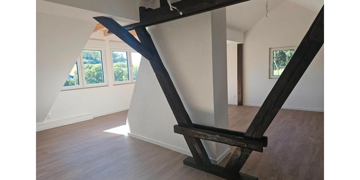Dachgeschoßwohnung Hemer - 2 Zimmer, 80 m&sup2;, 616&euro; | Angebot:27597457