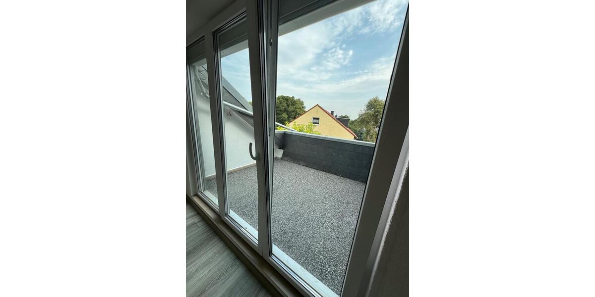 Dachgeschoßwohnung Dortmund Brackel - 3.5 Zimmer, 86 m&sup2;, 1.200&euro; | Angebot:26534151