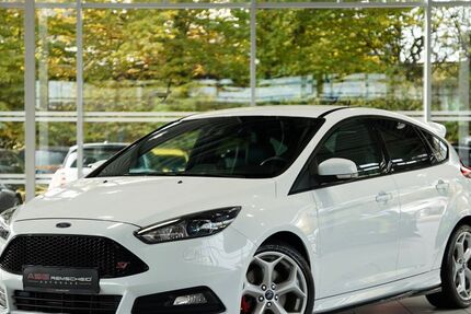 Ford Focus 129.000 km 12.990 &euro; Remscheid/NRW 42855