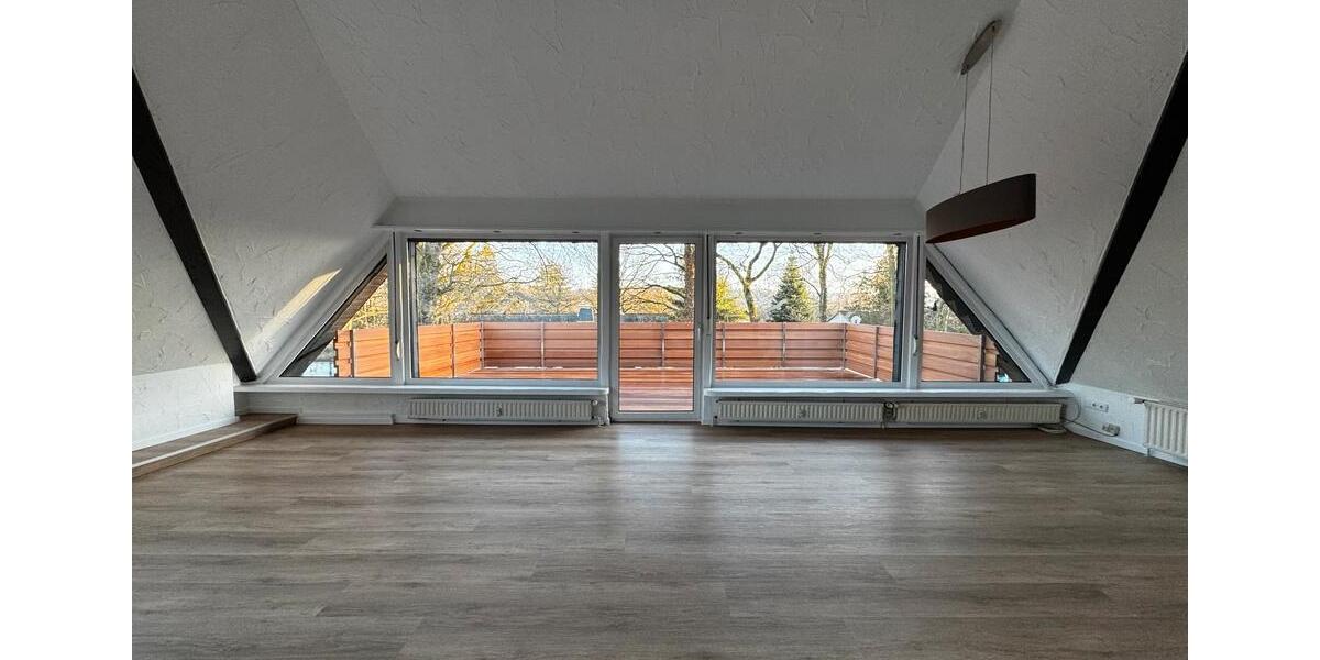 Dachgeschoßwohnung Iserlohn Sümmern - 3 Zimmer, 134 m&sup2;, 1.500&euro; | Angebot:27536600