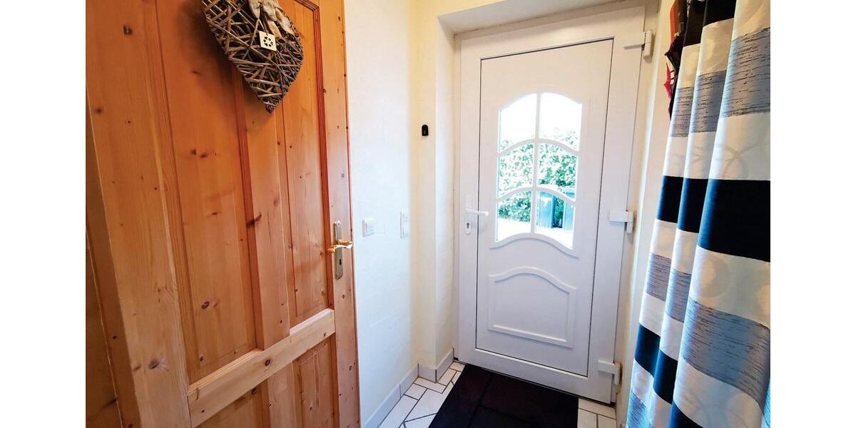 Doppelhaushälfte Neuenrade - 3 Zimmer, 101 m&sup2;, 234.000&euro; | Angebot:26223473