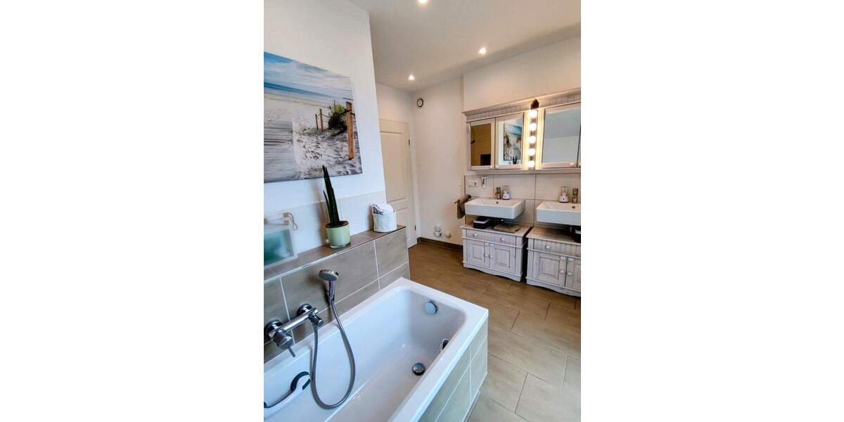 Einfamilienhaus Ennepetal Altenvoerde - 7 Zimmer, 208 m&sup2;, 749.000&euro; | Angebot:25948110