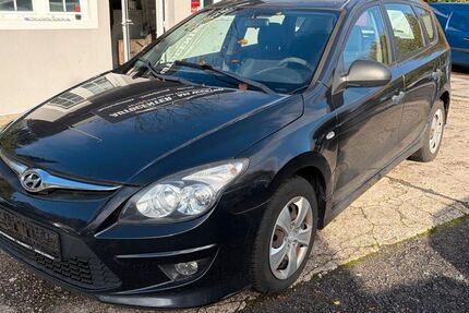 Hyundai i30 195.000 km 2.450 &euro; Wuppertal 42329