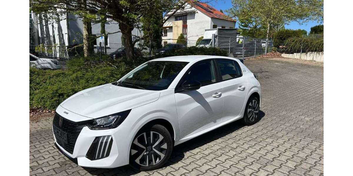 Peugeot 208 43.000 km 15.980 &euro; Dortmund 44269