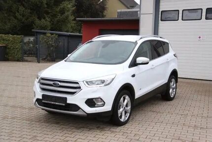 Ford Kuga 217.000 km 10.900 &euro; Velbert 42549