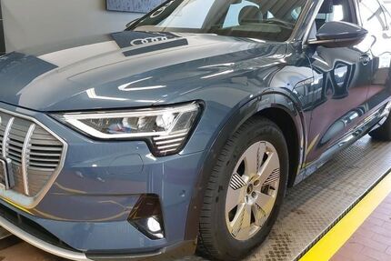 Audi e-tron 63.585 km 31.436 &euro; Hagen 58091