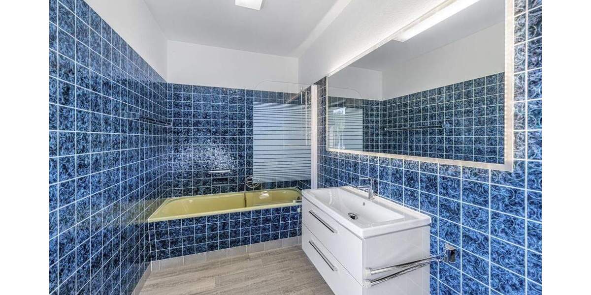 Einfamilienhaus Remscheid Lüttringhausen - 7 Zimmer, 230 m&sup2;, 576.000&euro; | Angebot:25862313