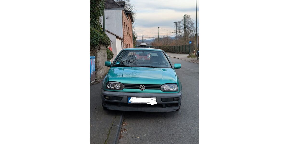 VW Golf 218.000 km 800 &euro; Bochum 44879