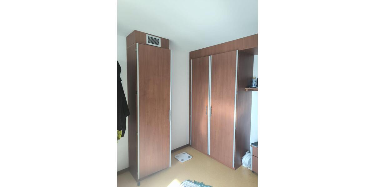 Etagenwohnung Bochum Laer - 1 Zimmer, 30 m&sup2;, 300&euro; | Angebot:25988568