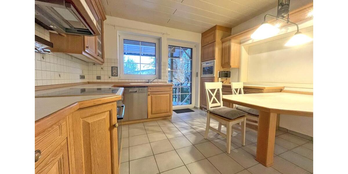 Erdgeschoßwohnung Kierspe - 3.5 Zimmer, 110 m&sup2;, 890&euro; | Angebot:26675476