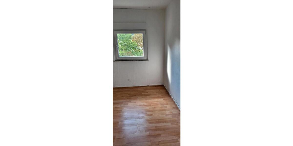 Etagenwohnung Werdohl - 3 Zimmer, 70 m&sup2;, 450&euro; | Angebot:26577993