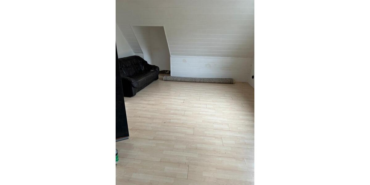 Dachgeschoßwohnung Hemer - 1 Zimmer, 32 m&sup2;, 450&euro; | Angebot:26237044