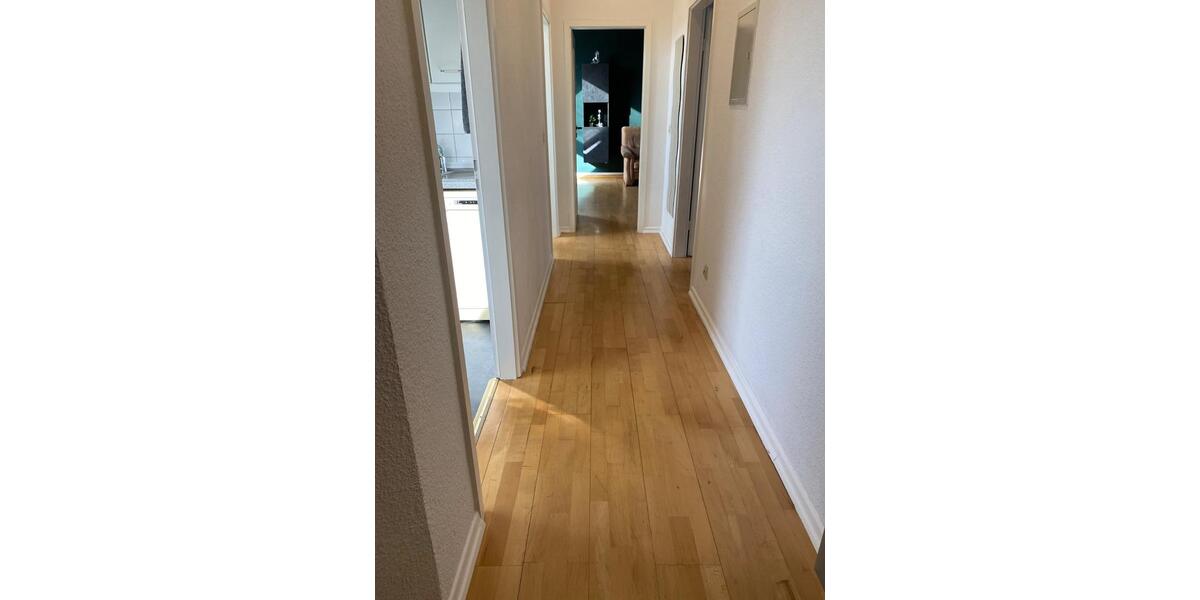 Dachgeschoßwohnung Wuppertal Gemarkung Barmen - 2 Zimmer, 65 m&sup2;, 110.000&euro; | Angebot:26383130