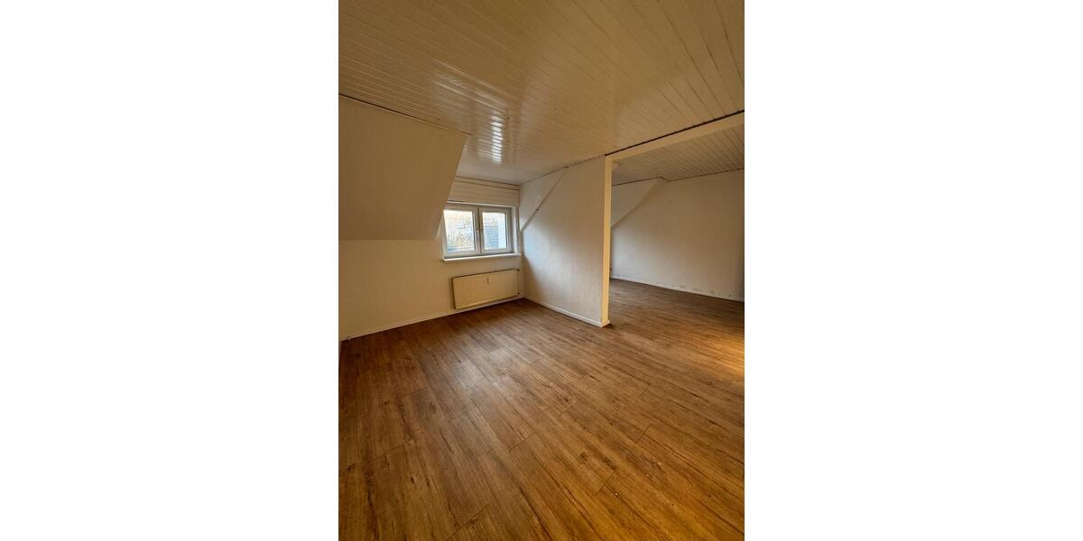 Etagenwohnung Hemer - 3 Zimmer, 90 m&sup2;, 700&euro; | Angebot:26405921
