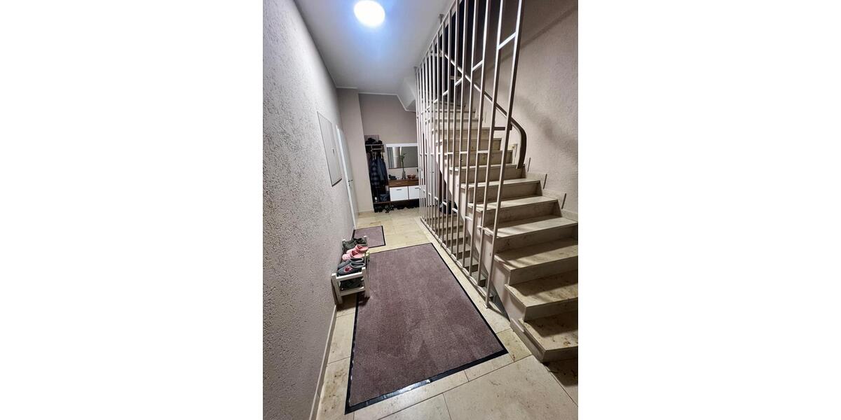 Einfamilienhaus Iserlohn Sümmern - 9 Zimmer, 180 m&sup2;, 399.000&euro; | Angebot:25017524