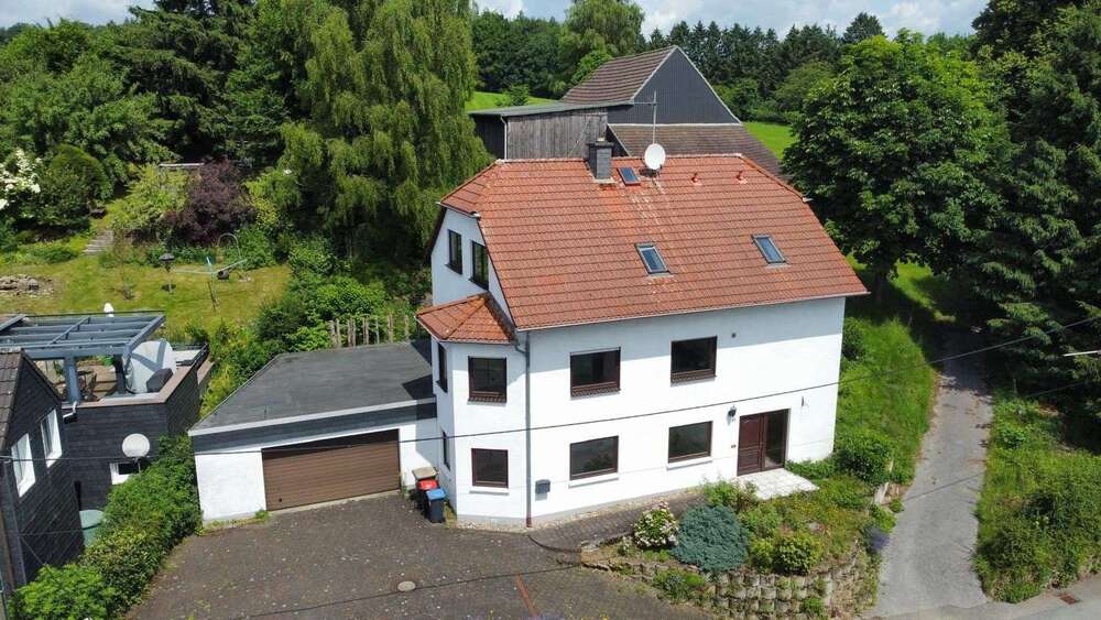 Einfamilienhaus Remscheid Lüttringhausen - 7 Zimmer, 188 m&sup2;, 510.000&euro; | Angebot:21413537