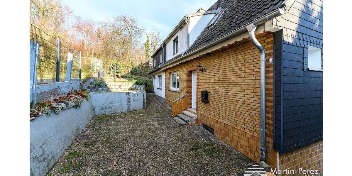 Mehrfamilienhaus, Wohnhaus Hagen Eilpe - 9 Zimmer, 197 m&sup2;, 220.000&euro; | Angebot:25708616