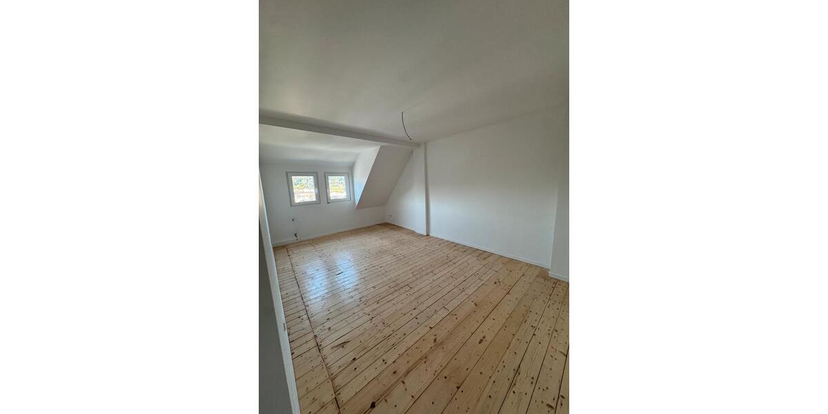 Maisonettenwohnung Wuppertal Arrenberg - 4 Zimmer, 100 m&sup2;, 1.800&euro; | Angebot:27567538