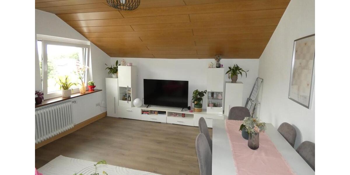 Dachgeschoßwohnung Lüdenscheid Augustenthal - 2.5 Zimmer, 52 m&sup2;, 395&euro; | Angebot:27627111
