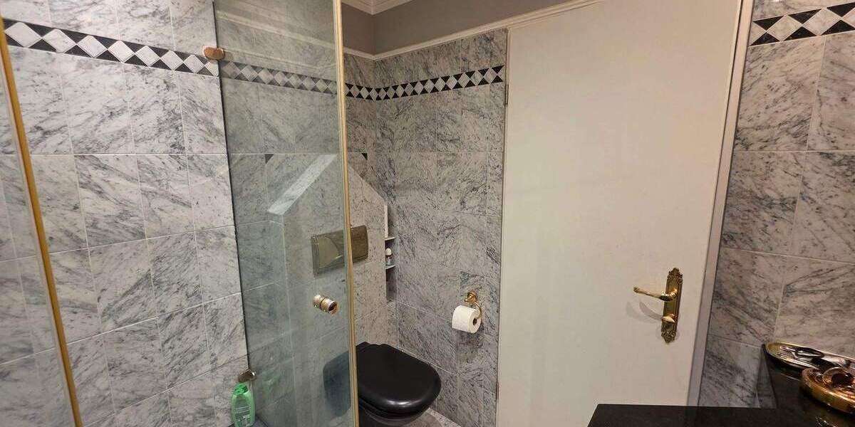 Mehrfamilienhaus, Wohnhaus Velbert Tönisheide - 4 Zimmer, 220 m&sup2;, 820.000&euro; | Angebot:25733905