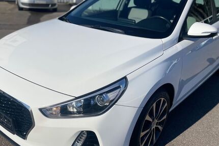 Hyundai i30 76.000 km 13.700 &euro; Iserlohn 58638