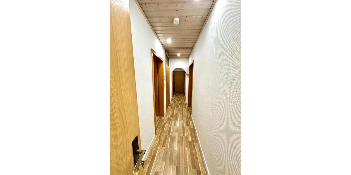Etagenwohnung Lüdenscheid Othlinghausen - 5 Zimmer, 120 m&sup2;, 800&euro; | Angebot:26096495