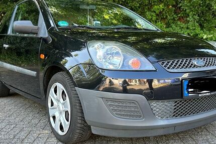 Ford Fiesta 218.000 km 1.000 &euro; Wuppertal 42277