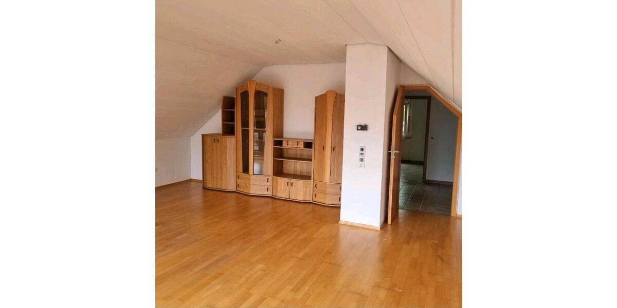 Dachgeschoßwohnung Halver - 2 Zimmer, 74 m&sup2;, 750&euro; | Angebot:26164498