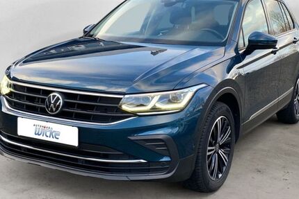 VW Tiguan 138.564 km 23.880 &euro; Bochum - Linden 44879
