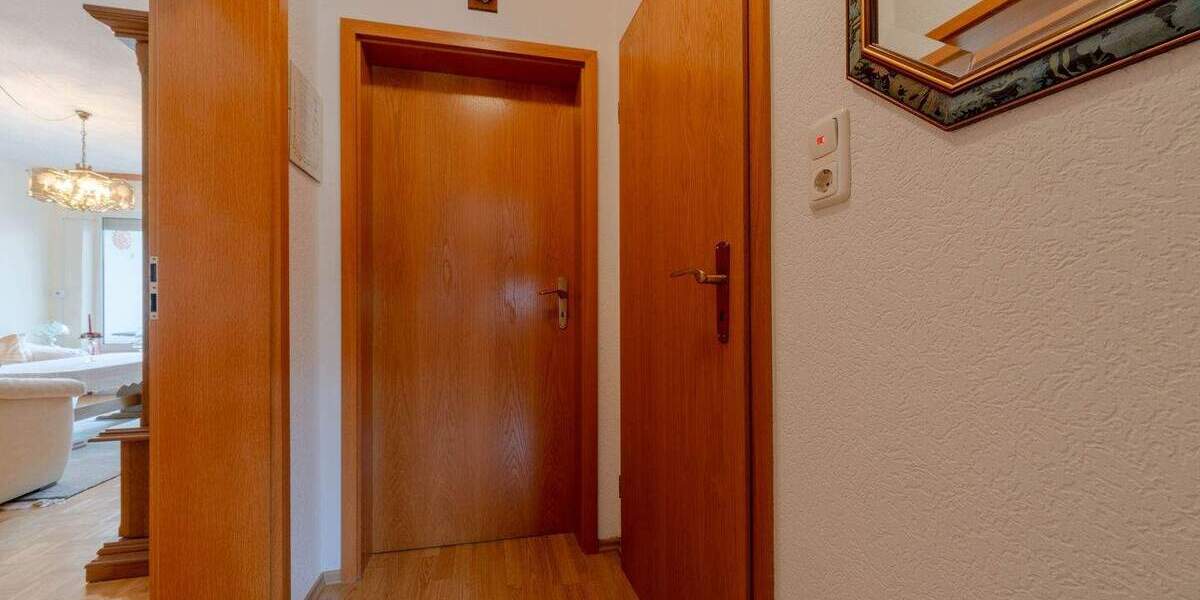 Etagenwohnung Dortmund Brackel - 3 Zimmer, 75 m&sup2;, 189.000&euro; | Angebot:25689579