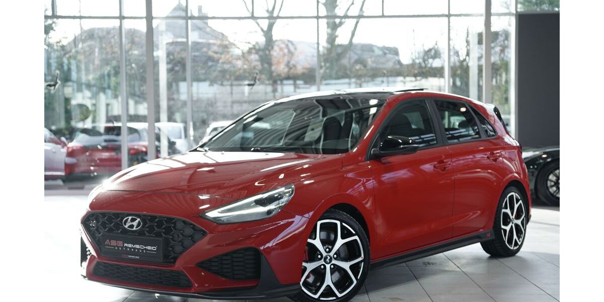 Hyundai i30 67.000 km 29.900 &euro; Remscheid/NRW 42855