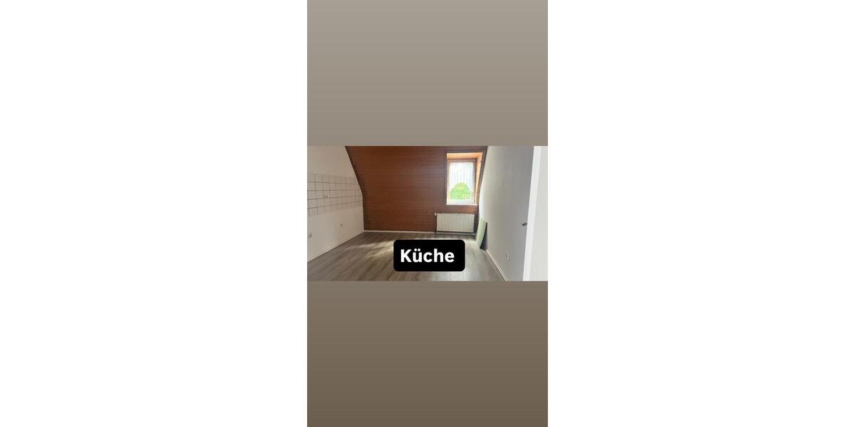 Dachgeschoßwohnung Iserlohn - 3 Zimmer, 90 m&sup2;, 650&euro; | Angebot:27542009