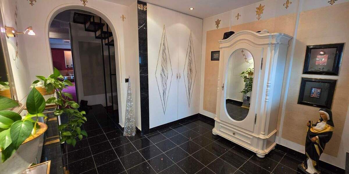 Mehrfamilienhaus, Wohnhaus Velbert Tönisheide - 4 Zimmer, 220 m&sup2;, 820.000&euro; | Angebot:25733905