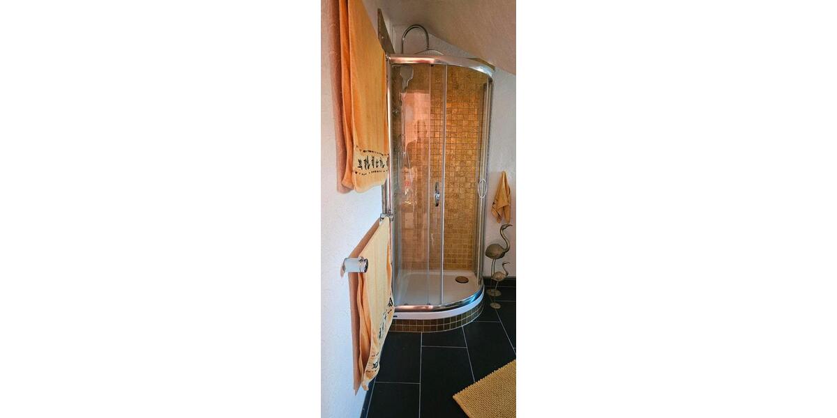 Dachgeschoßwohnung Remscheid Lüttringhausen - 3 Zimmer, 86 m&sup2;, 179.999&euro; | Angebot:27619116