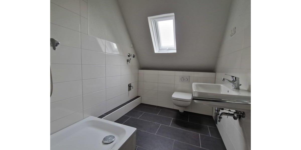 Dachgeschoßwohnung Dortmund Mengede - 1 Zimmer, 50 m&sup2;, 451&euro; | Angebot:25566167