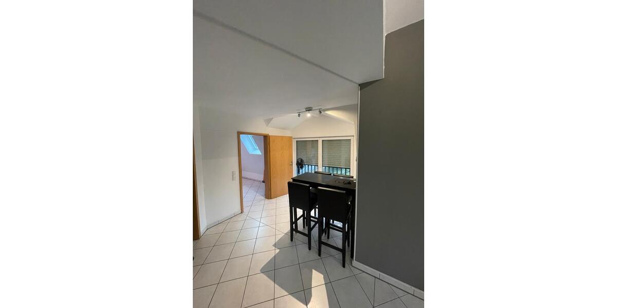 Dachgeschoßwohnung Halver - 2 Zimmer, 70 m&sup2;, 650&euro; | Angebot:26623819