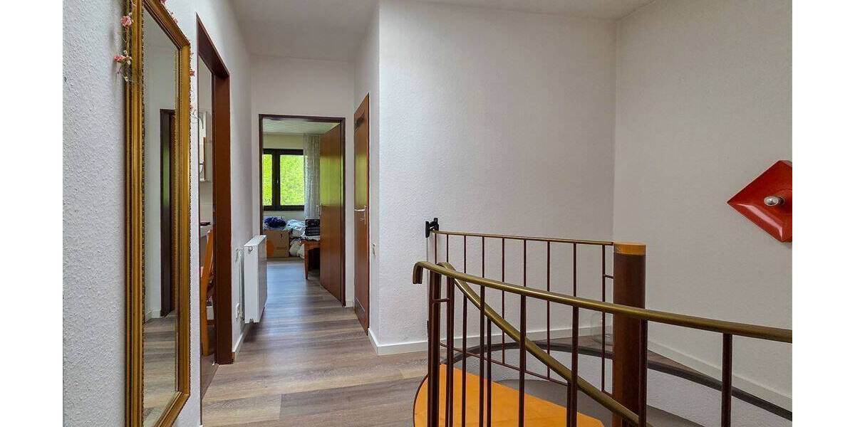 Mehrfamilienhaus, Wohnhaus Remscheid Lennep - 4 Zimmer, 121 m&sup2;, 399.000&euro; | Angebot:26410916