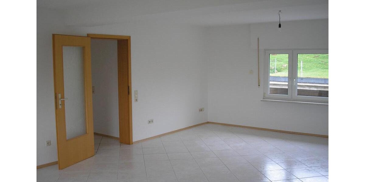 Etagenwohnung Wipperfürth - 3 Zimmer, 86 m&sup2;, 750&euro; | Angebot:26122531