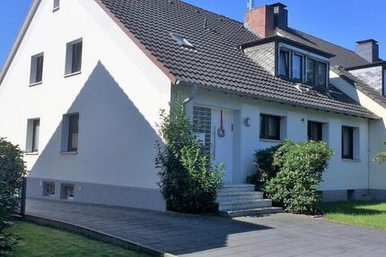 Wohnung Castrop-Rauxel Becklem - 3 Zimmer, 89 m&sup2;, 900&euro; | Angebot:25943759