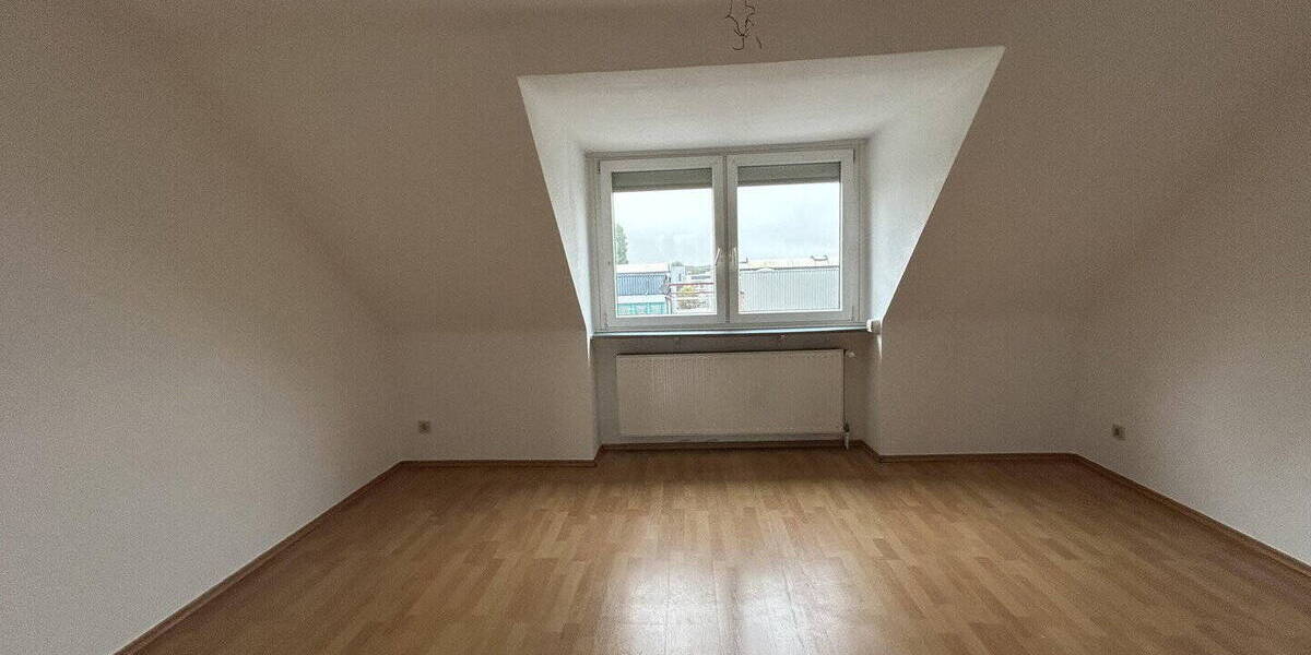 Etagenwohnung Velbert Tönisheide - 3 Zimmer, 65 m&sup2;, 540&euro; | Angebot:26023371